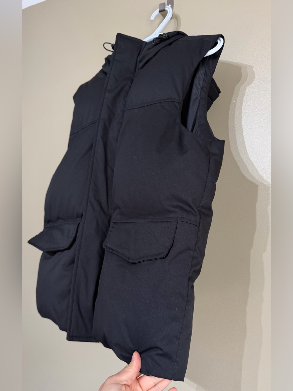 Zara Hooded Puffer Vest - Picture 4 of 11